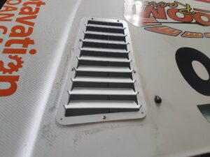 Bonnet Hood Vents Pair - Image 7